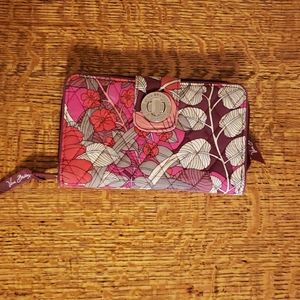 Very Bradley Bohemian Blooms Wallet